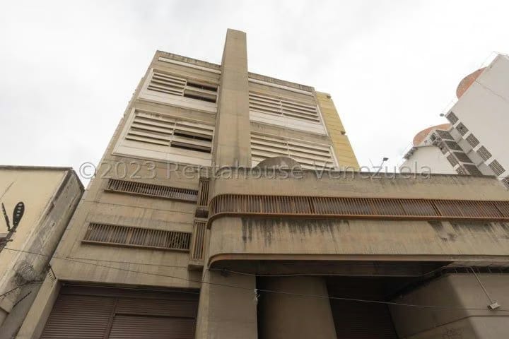 EDIFICIO EN VENTA – ELENA MARIN NOBREGA