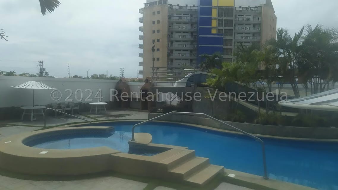 Apartamento (Planta Baja) en Venta en Puerto Encantado, Miranda - 26
