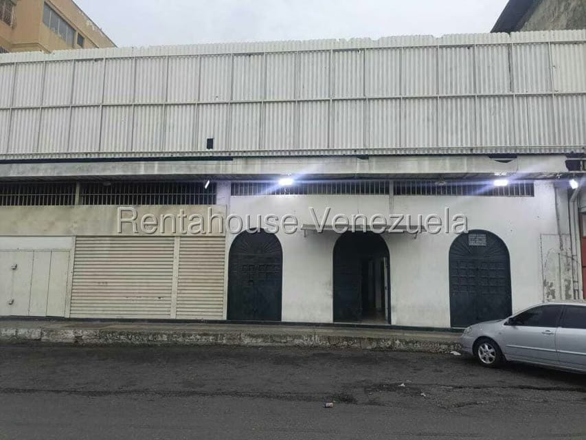 Comercial (Local Comercial) en Venta en Centro, Lara - 2