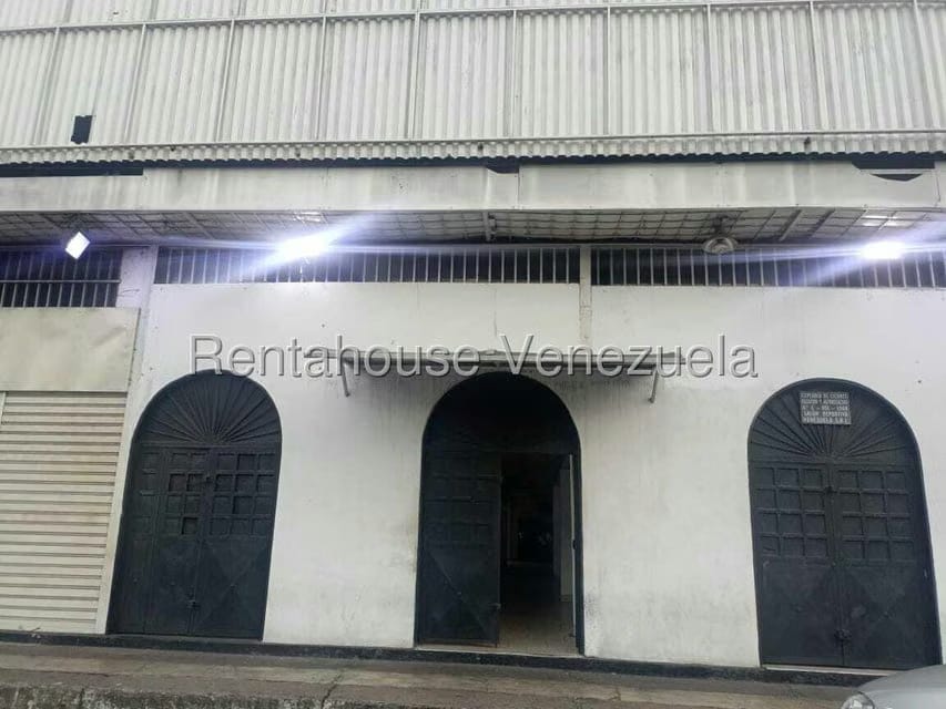 Comercial (Local Comercial) en Venta en Centro, Lara - 3