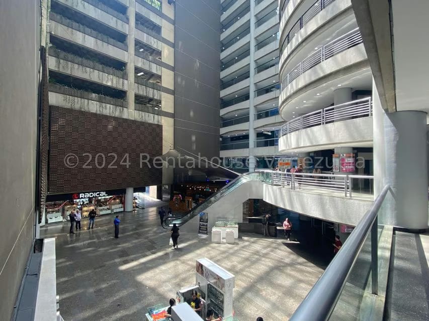 Comercial (Oficina) en Venta en El Rosal, Distrito Metropolitano - 3