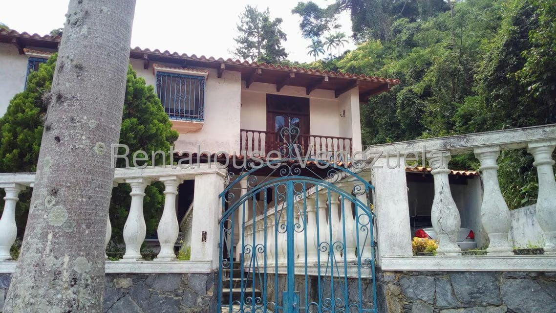 Casa (Multipes Niveles) en Venta en San Luis, Distrito Metropolitano - 2