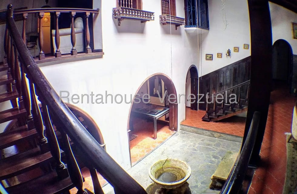 Casa (Multipes Niveles) en Venta en San Luis, Distrito Metropolitano - 25