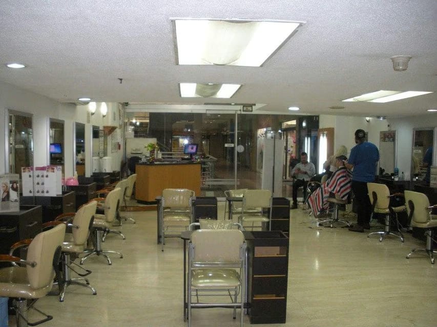 Comercial (Local Comercial) en Alquiler en El Paraiso, Distrito Metropolitano - 2