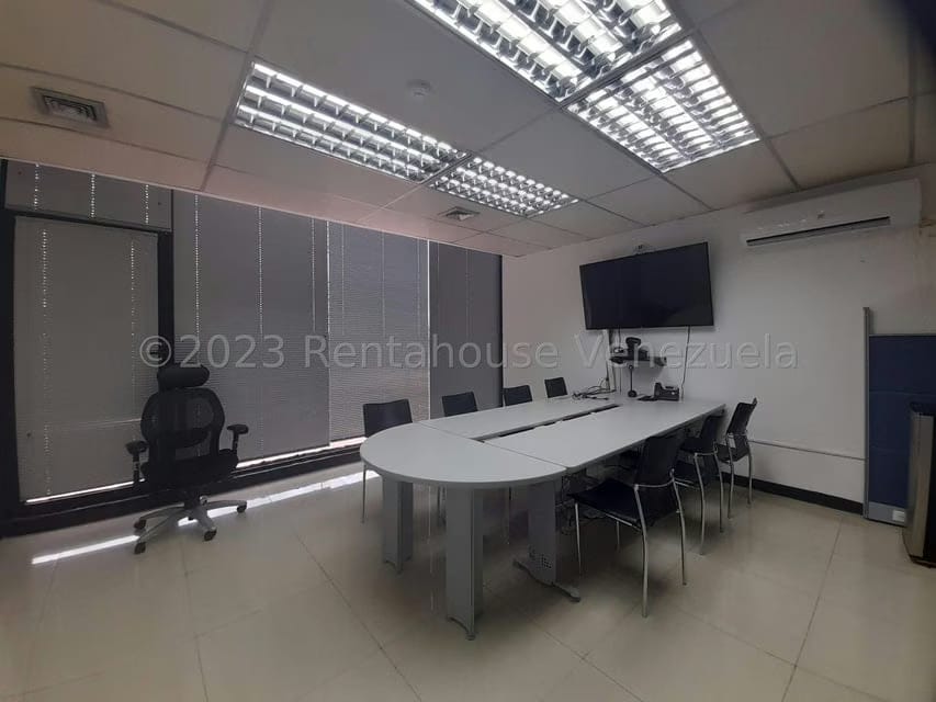 Comercial (Galpon - Deposito) en Venta en Zona Industrial, Carabobo - 38