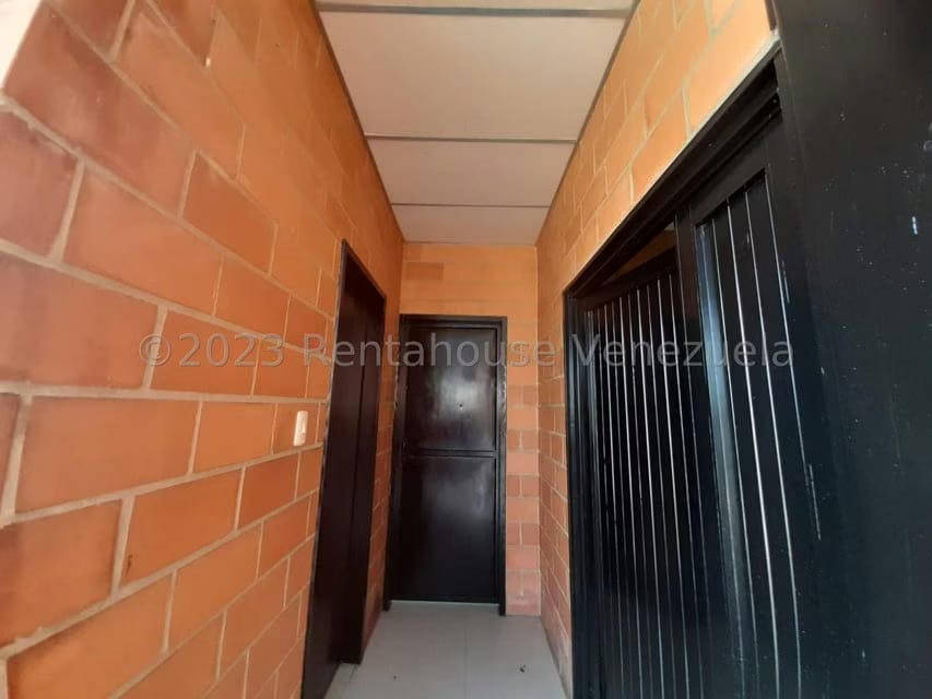 Comercial (Galpon - Deposito) en Venta en Zona Industrial, Carabobo - 46