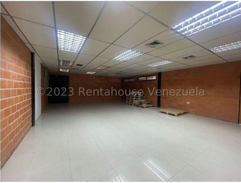 Comercial (Galpon - Deposito) en Venta en Zona Industrial, Carabobo - 62