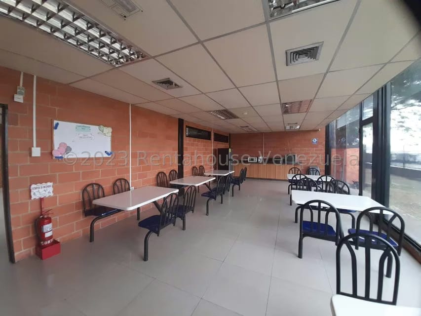 Comercial (Galpon - Deposito) en Venta en Zona Industrial, Carabobo - 63