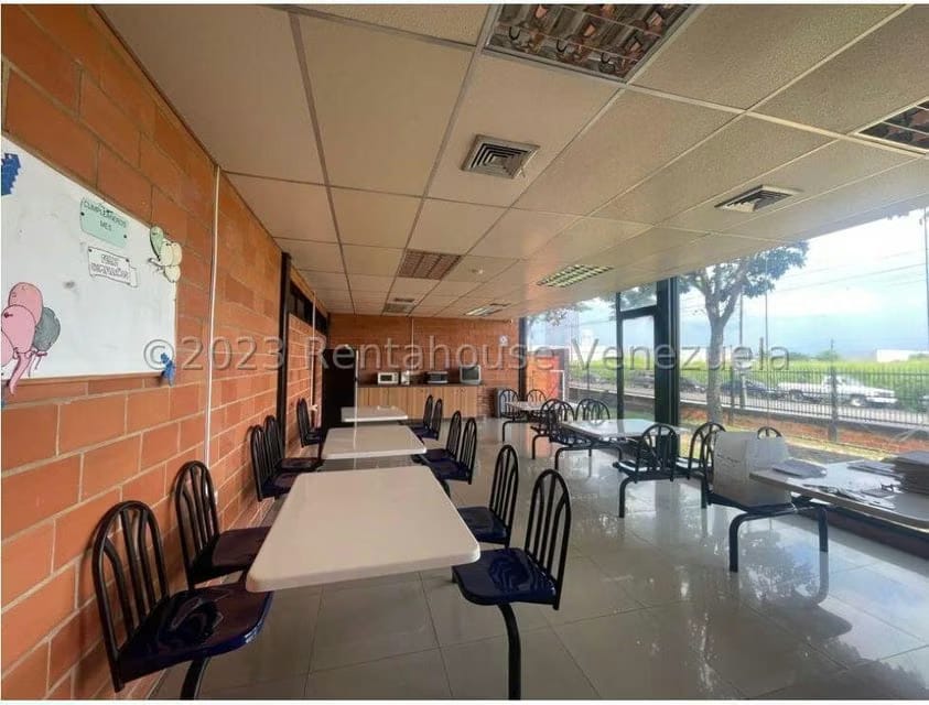 Comercial (Galpon - Deposito) en Venta en Zona Industrial, Carabobo - 64