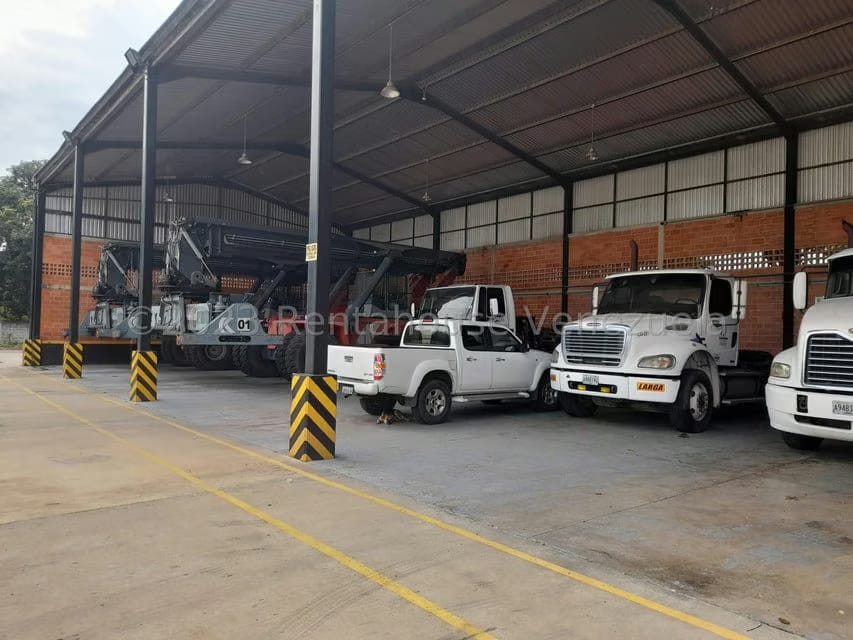 Comercial (Galpon - Deposito) en Venta en Zona Industrial, Carabobo - 8