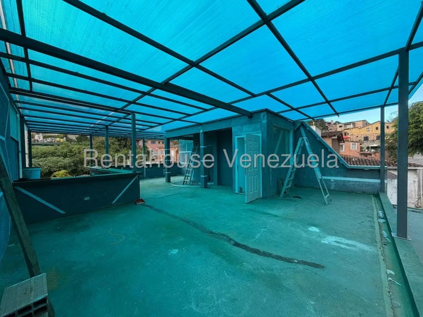 Casa (Duplex) en Venta en Oripoto, Distrito Metropolitano - 23