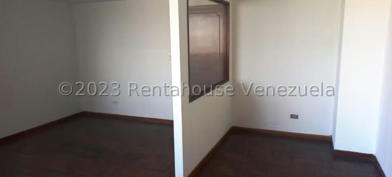 Comercial (Oficina) en Venta en Parroquia Catedral, Distrito Metropolitano - 11