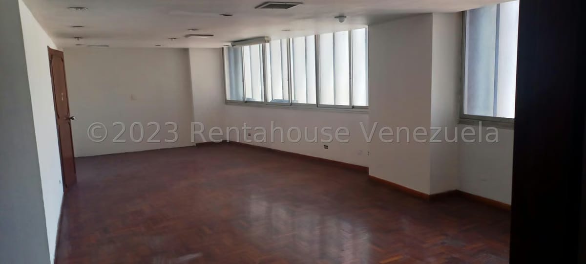 Comercial (Oficina) en Venta en Parroquia Catedral, Distrito Metropolitano - 16
