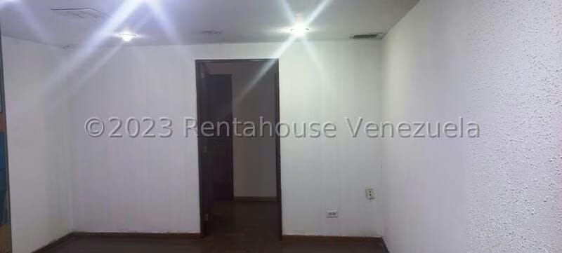 Comercial (Oficina) en Venta en Parroquia Catedral, Distrito Metropolitano - 6