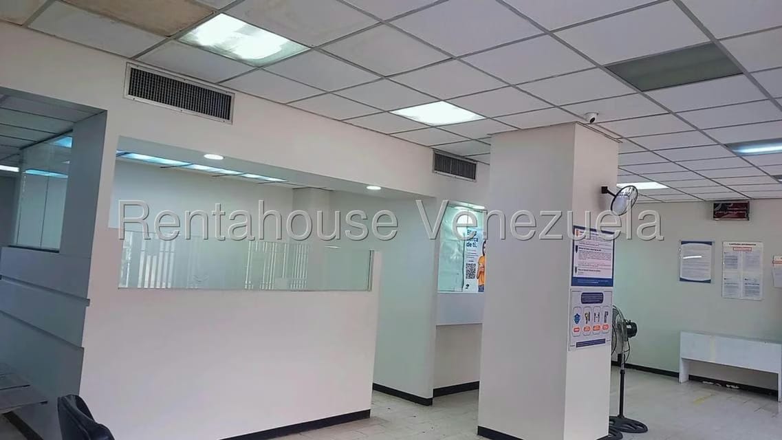 Comercial (Local Comercial) en Venta en La Candelaria, Distrito Metropolitano - 25