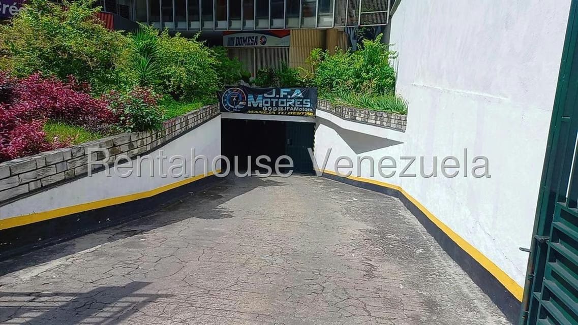 Comercial (Local Comercial) en Venta en La Candelaria, Distrito Metropolitano - 27