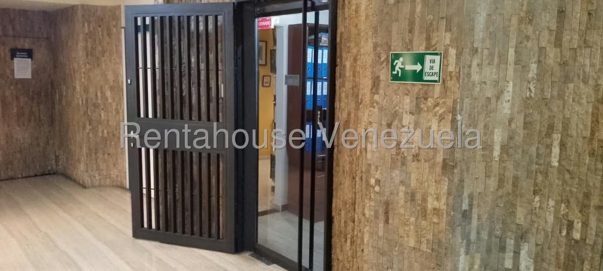 Comercial (Oficina) en Alquiler en Plaza Venezuela, Distrito Metropolitano - 3