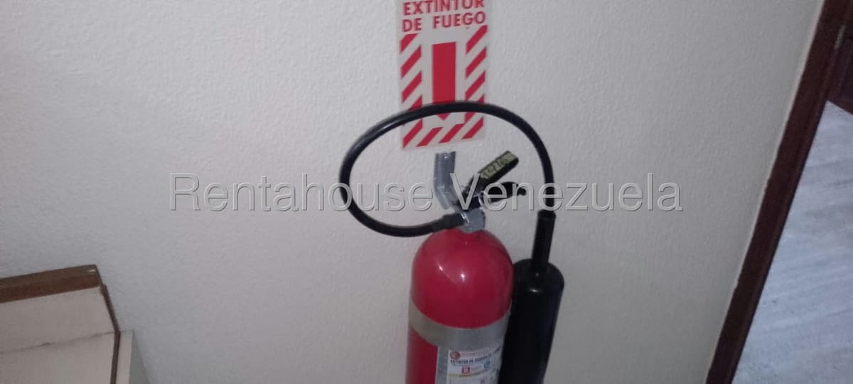 Comercial (Oficina) en Alquiler en Plaza Venezuela, Distrito Metropolitano - 32