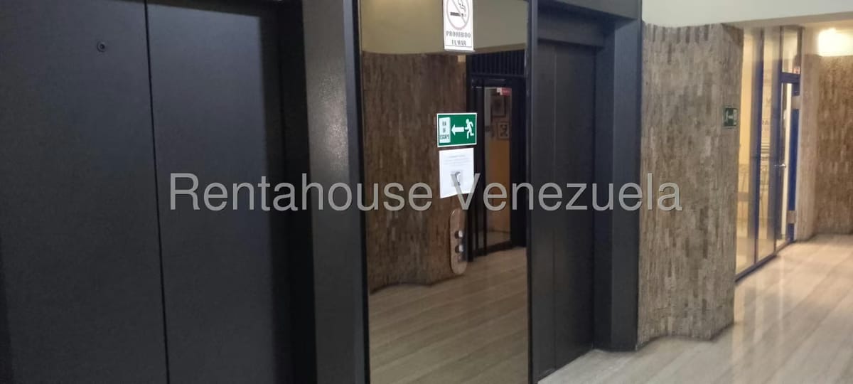 Comercial (Oficina) en Alquiler en Plaza Venezuela, Distrito Metropolitano - 34
