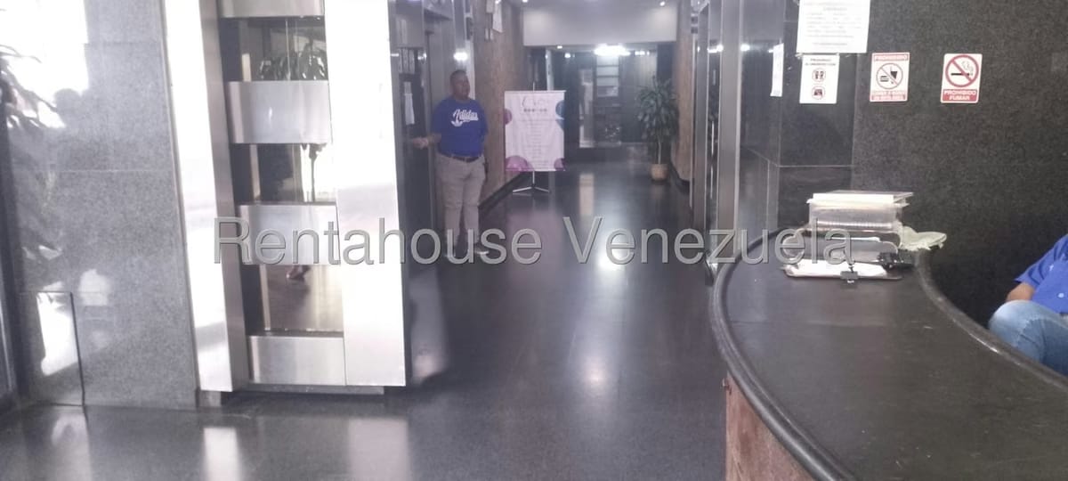 Comercial (Oficina) en Alquiler en Plaza Venezuela, Distrito Metropolitano - 35
