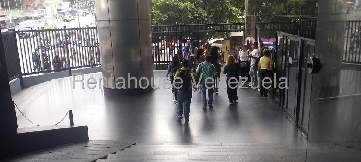 Comercial (Oficina) en Alquiler en Plaza Venezuela, Distrito Metropolitano - 36