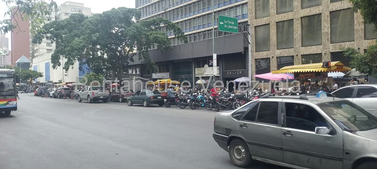 Comercial (Oficina) en Alquiler en Plaza Venezuela, Distrito Metropolitano - 38