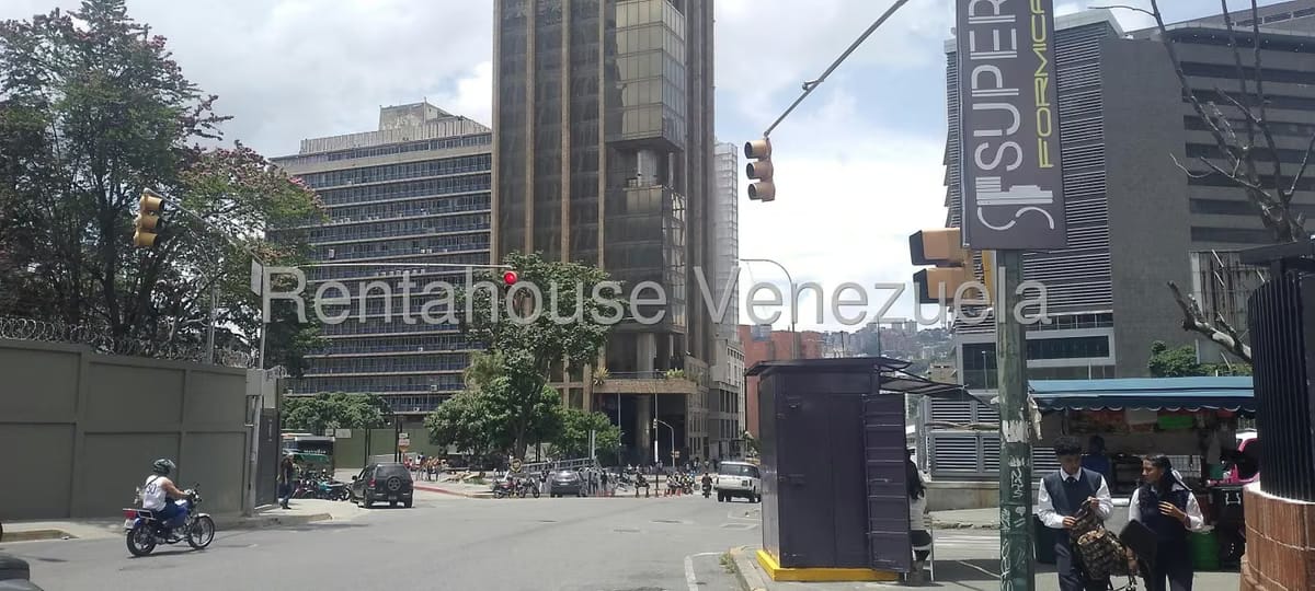 Comercial (Oficina) en Alquiler en Plaza Venezuela, Distrito Metropolitano - 39