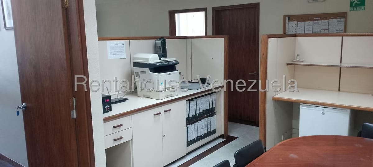 Comercial (Oficina) en Alquiler en Plaza Venezuela, Distrito Metropolitano - 9