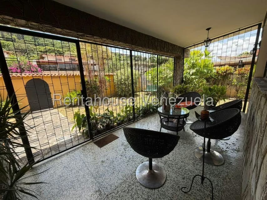 Casa (1 Nivel) en Venta en Prados del Este, Distrito Metropolitano - 7