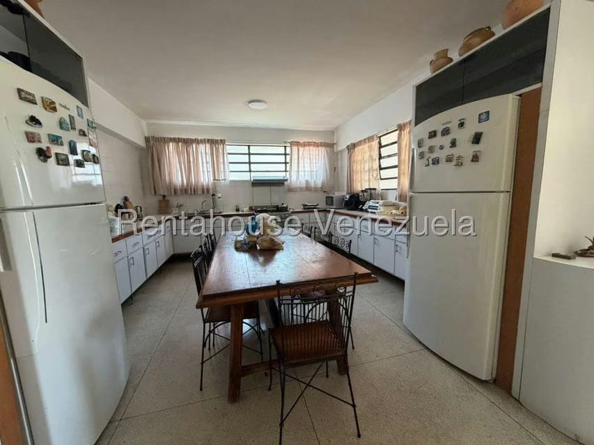Casa (1 Nivel) en Venta en Prados del Este, Distrito Metropolitano - 10