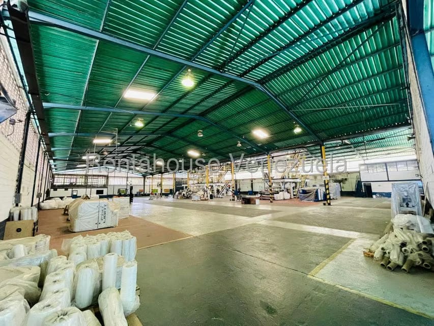 Comercial (Galpon - Deposito) en Venta en Carretera Nacional, Aragua - 21