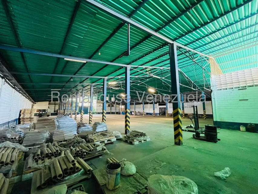Comercial (Galpon - Deposito) en Venta en Carretera Nacional, Aragua - 28