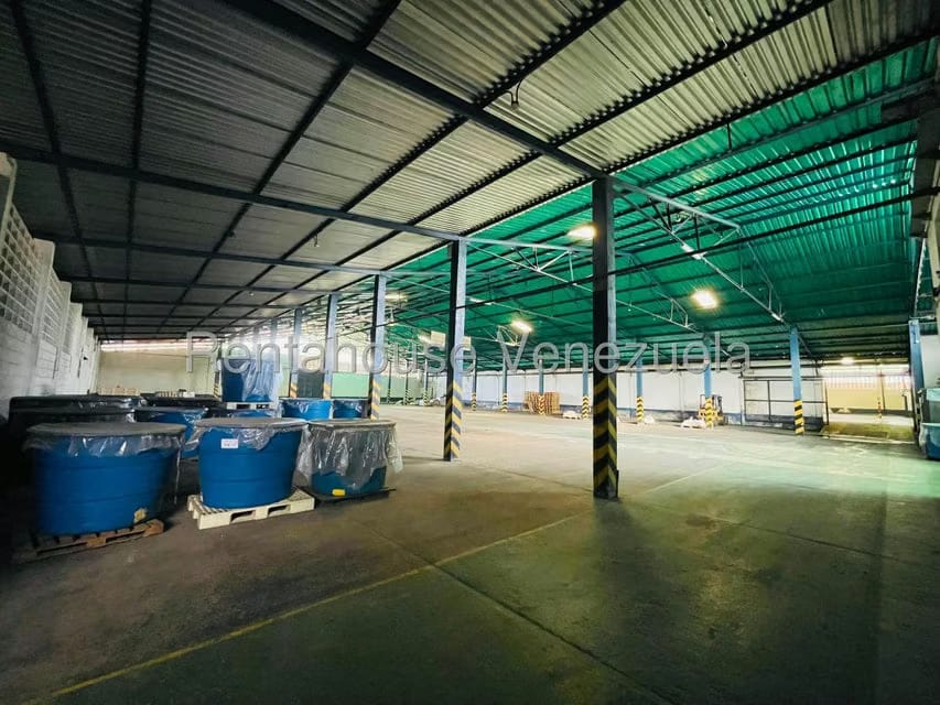 Comercial (Galpon - Deposito) en Venta en Carretera Nacional, Aragua - 29