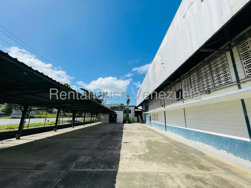 Comercial (Galpon - Deposito) en Venta en Carretera Nacional, Aragua - 5