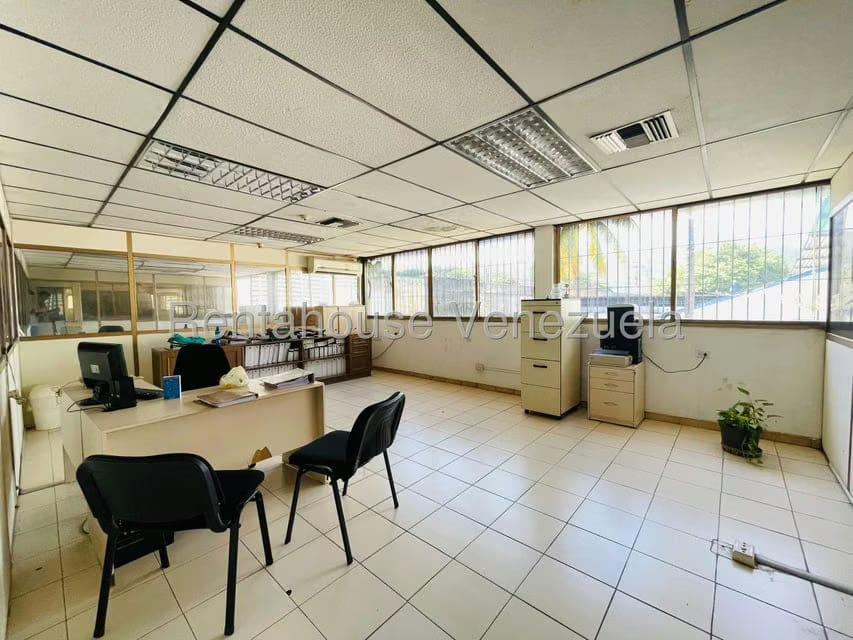 Comercial (Galpon - Deposito) en Venta en Carretera Nacional, Aragua - 49