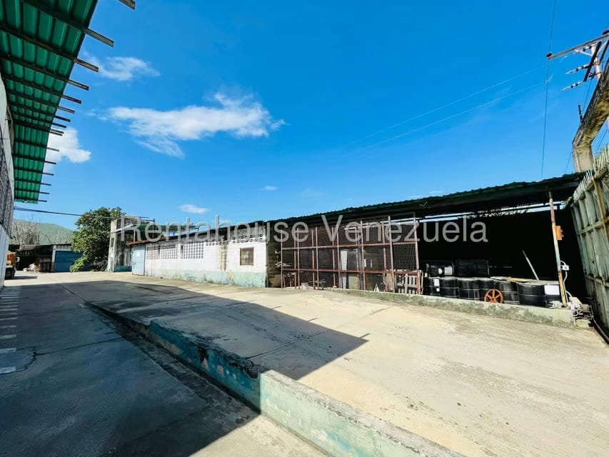 Comercial (Galpon - Deposito) en Venta en Carretera Nacional, Aragua - 6
