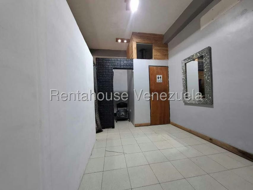 Comercial (Local Comercial) en Alquiler en La Mata, Lara - 16