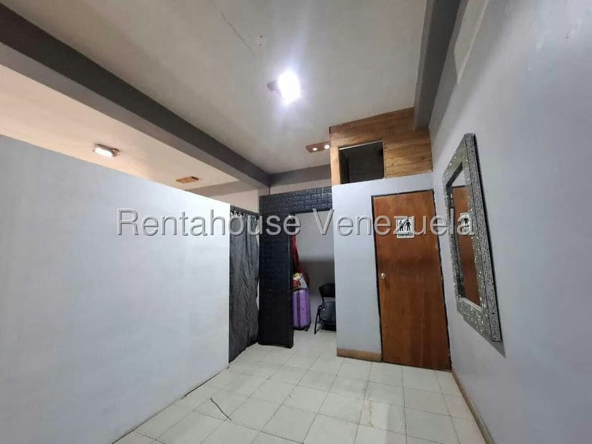 Comercial (Local Comercial) en Alquiler en La Mata, Lara - 17