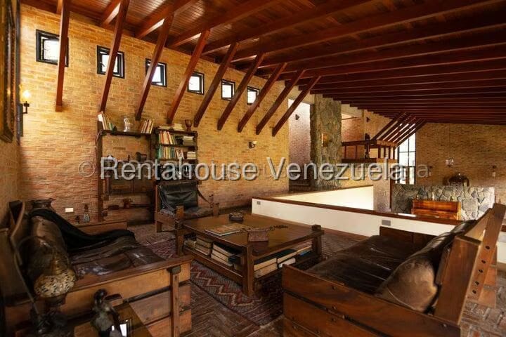 Casa (Duplex) en Venta en Cerro Verde, Distrito Metropolitano - 14