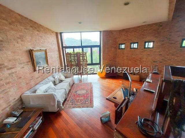 Casa (Duplex) en Venta en Cerro Verde, Distrito Metropolitano - 26