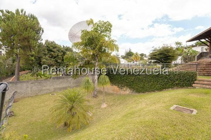 Casa (Duplex) en Venta en Cerro Verde, Distrito Metropolitano - 41
