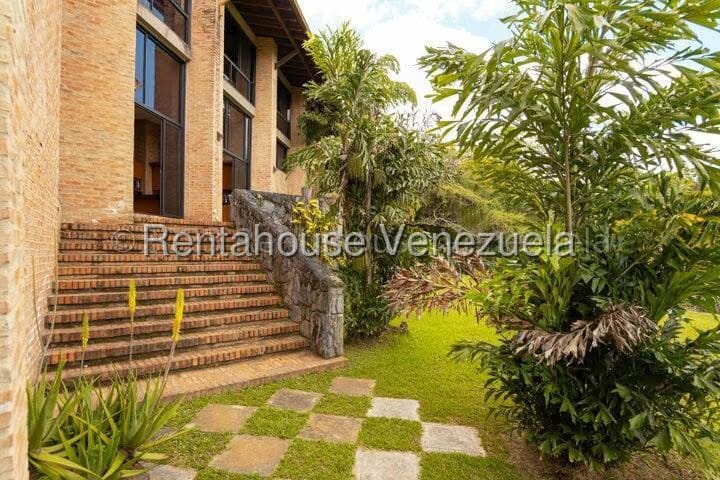 Casa (Duplex) en Venta en Cerro Verde, Distrito Metropolitano - 48