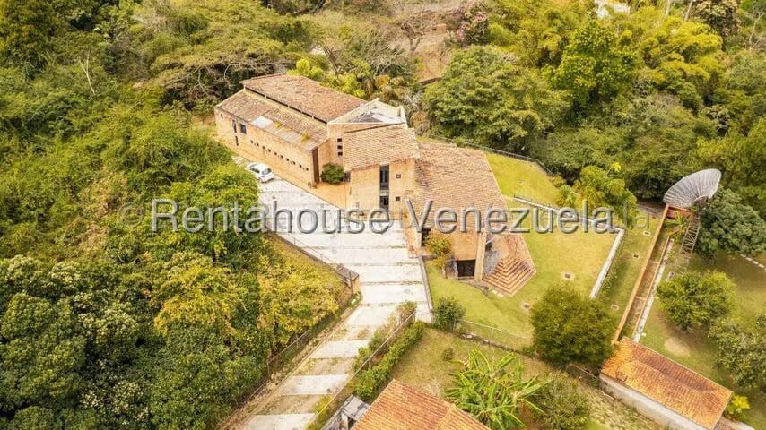 Casa (Duplex) en Venta en Cerro Verde, Distrito Metropolitano - 55