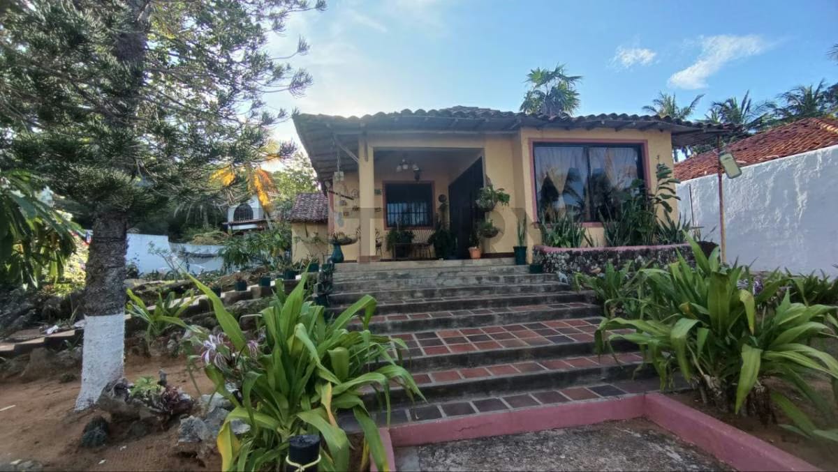 Doble casa estilo campestre en Manantiales de Guayamurí Margarita - 2