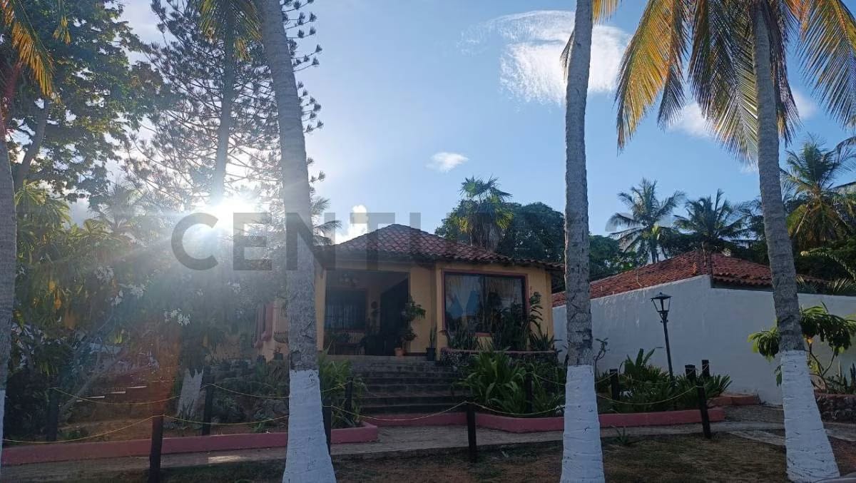 Doble casa estilo campestre en Manantiales de Guayamurí Margarita - 34