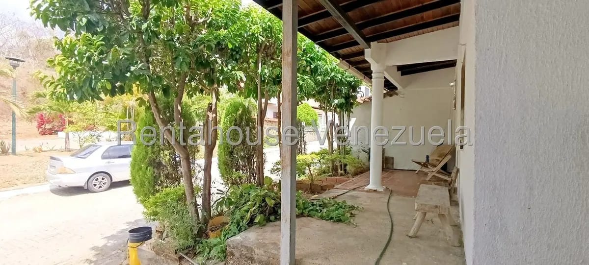 Casa (Duplex) en Venta en Paso Real, Miranda - 2