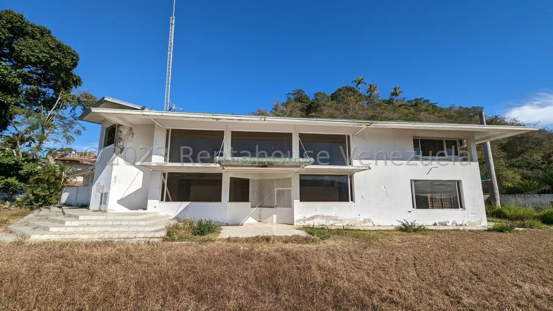 Casa (Duplex) en Venta en Colinas del Tamanaco, Distrito Metropolitano - 30