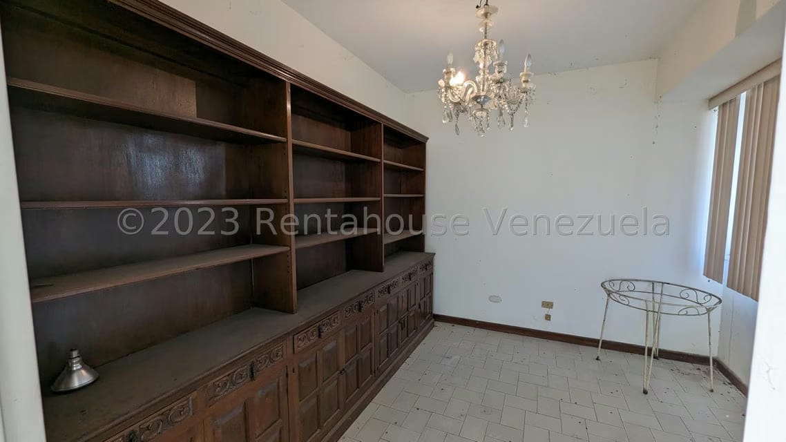 Casa (Duplex) en Venta en Colinas del Tamanaco, Distrito Metropolitano - 5