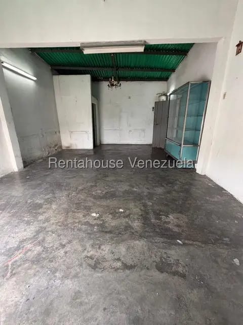 Comercial (Local Comercial) en Alquiler en Centro, Lara - 2