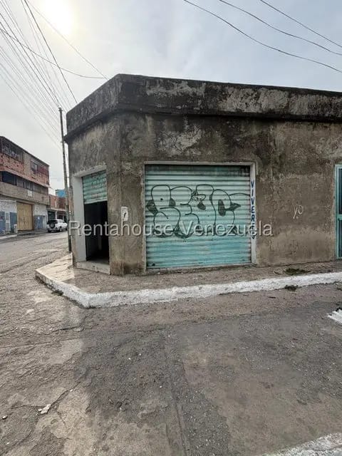 Comercial (Local Comercial) en Alquiler en Centro, Lara - 13